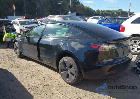 2022 Tesla Model 3 Long Range Dual Motor All-Wheel Drive z USA, uszkodzony, nr VIN 5YJ3E1EB6NF259227